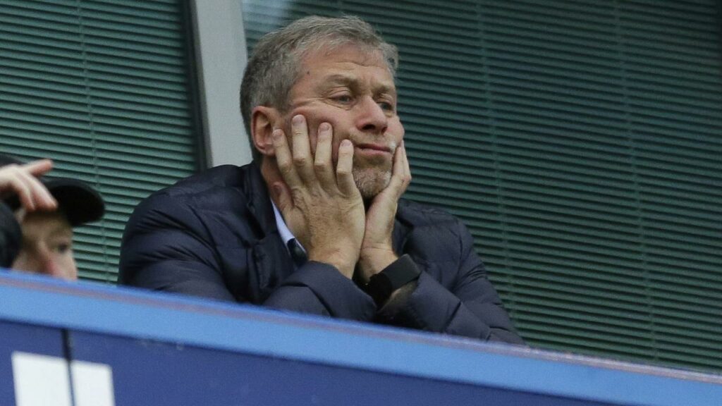 Russian oligarch Roman Abramovich has decided to sell his world champion soccer club Chelsea.