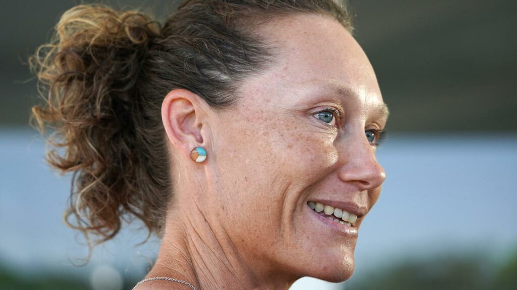 Sam Stosur reckons she would love to help mentor Australian players as retirement nears.
