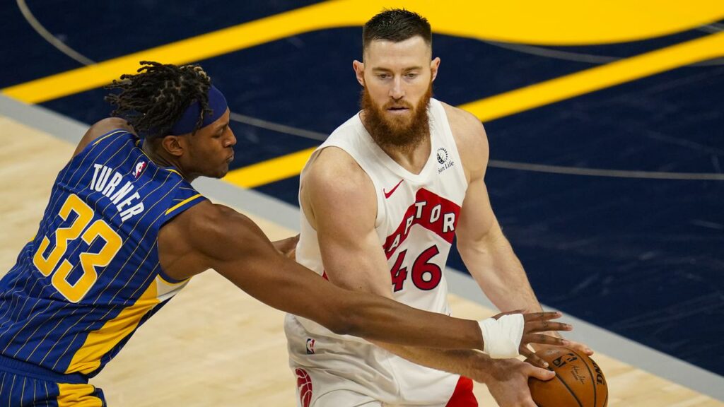 Australia’s Aron Baynes (r) will swap the NBA for NBL next season, signing a deal with Brisbane.