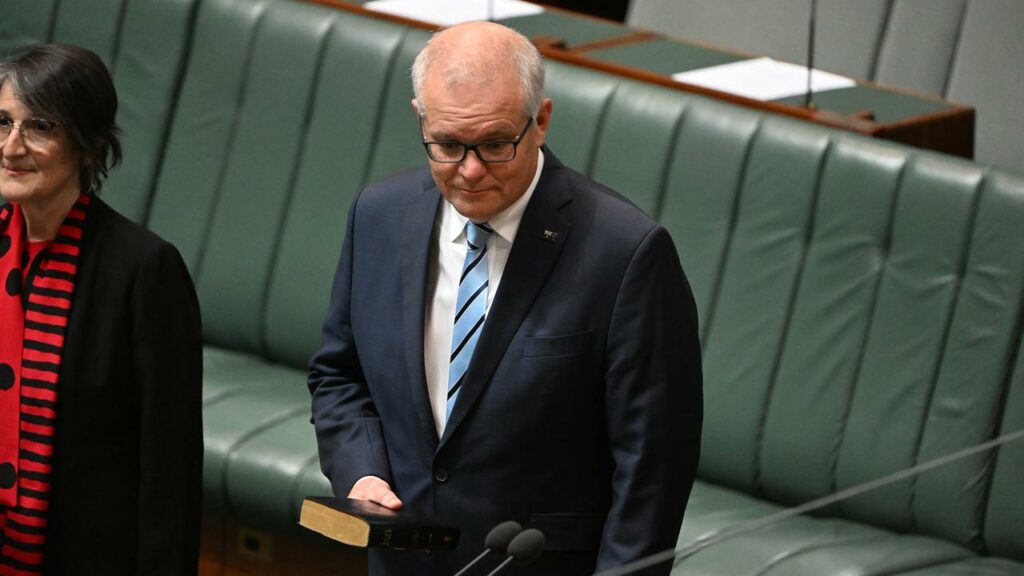 Former PM Scott Morrison is sworn in and sits on the backbench for the first time in nine years.