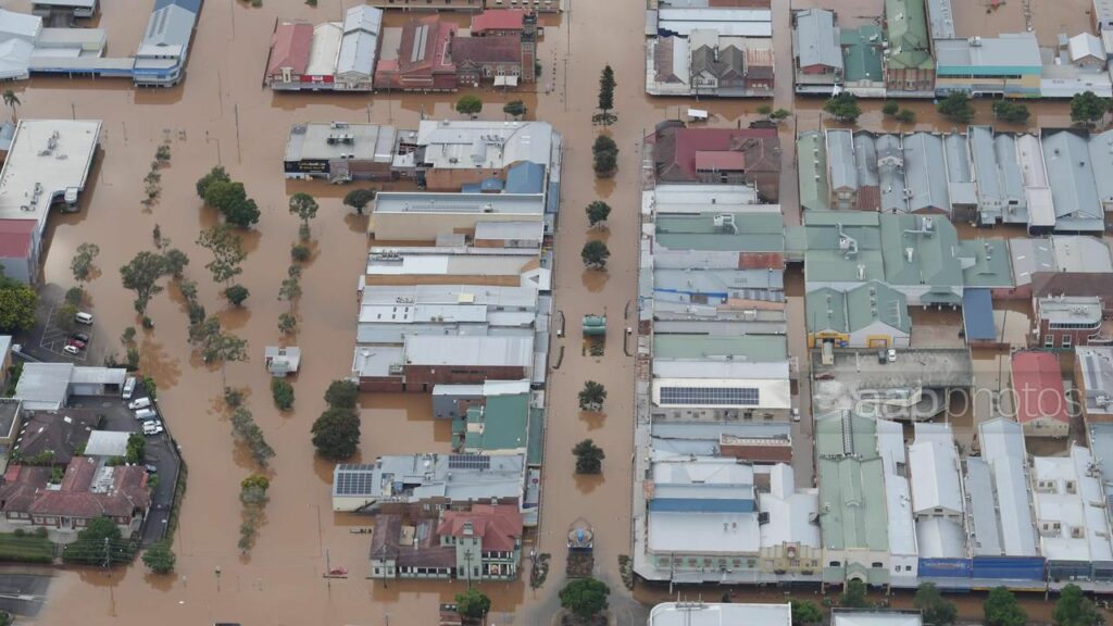 The government is due to announce funding for mitigation measures after devastating floods in NSW. (Tracey Nearmy/AAP PHOTOS)