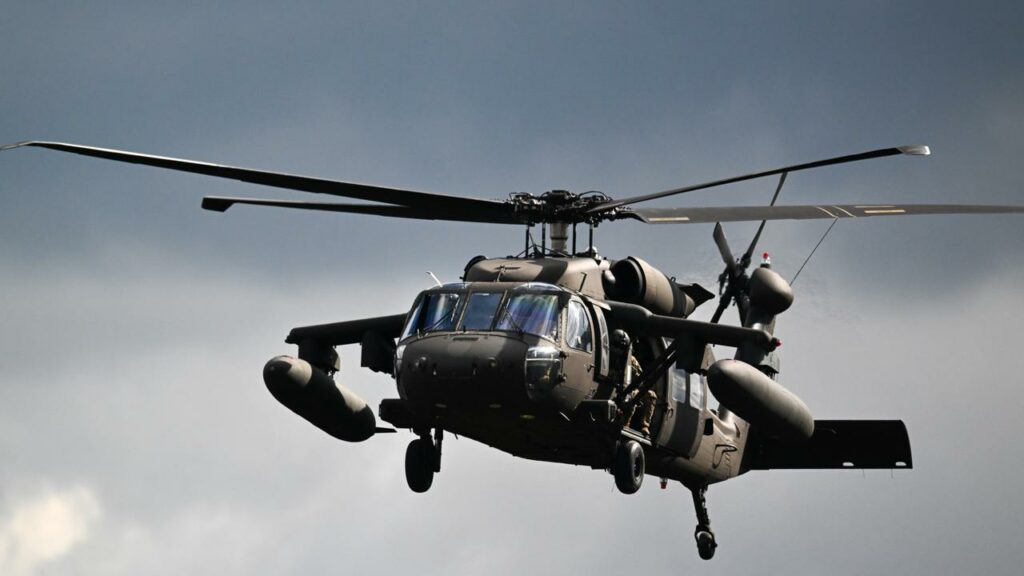 Australia has dropped its deal with France and ordered 40 UH-60M Black Hawk helicopters from the US