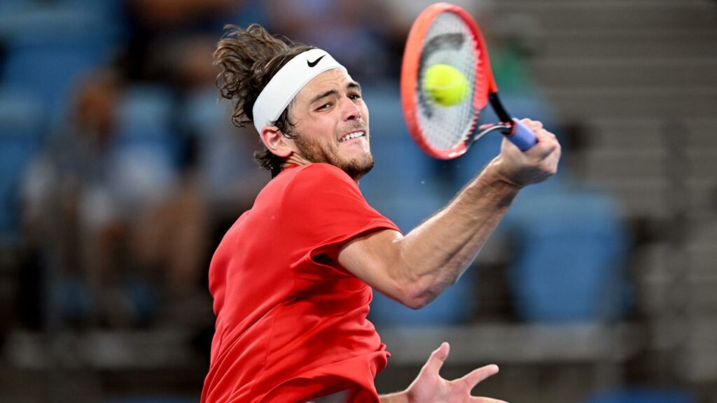 Taylor Fritz’s victory over Hubert Hurkacz has sent the US into the United Cup final in Sydney.