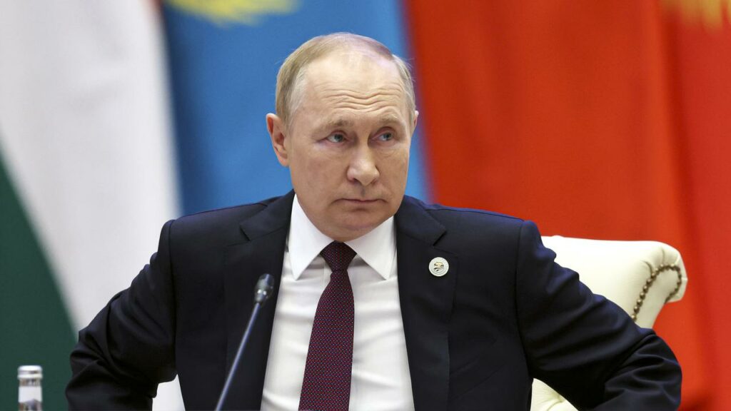 International Criminal Court judges have issued an arrest warrant for President Vladimir Putin.