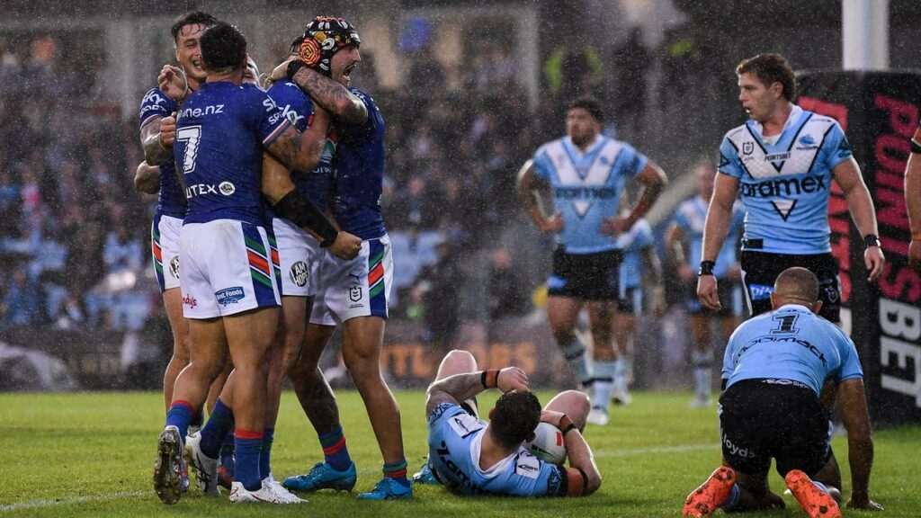 The Warriors overcame a slow start to triumph 32-30 at Cronulla in round five.