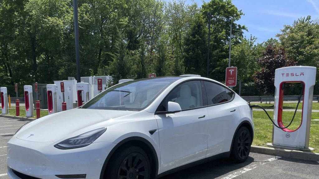 Software developed by Electra Vehicles could extend the range of some Teslas by up to 100km.