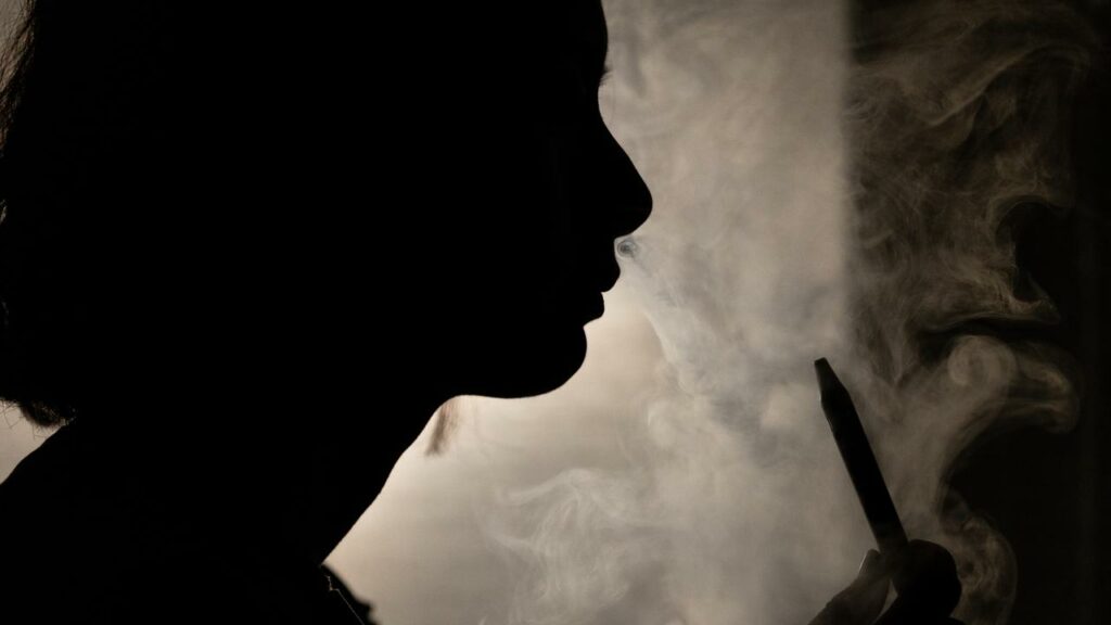 The government is set to launch a radical campaign to stop Australian teens taking up vaping.