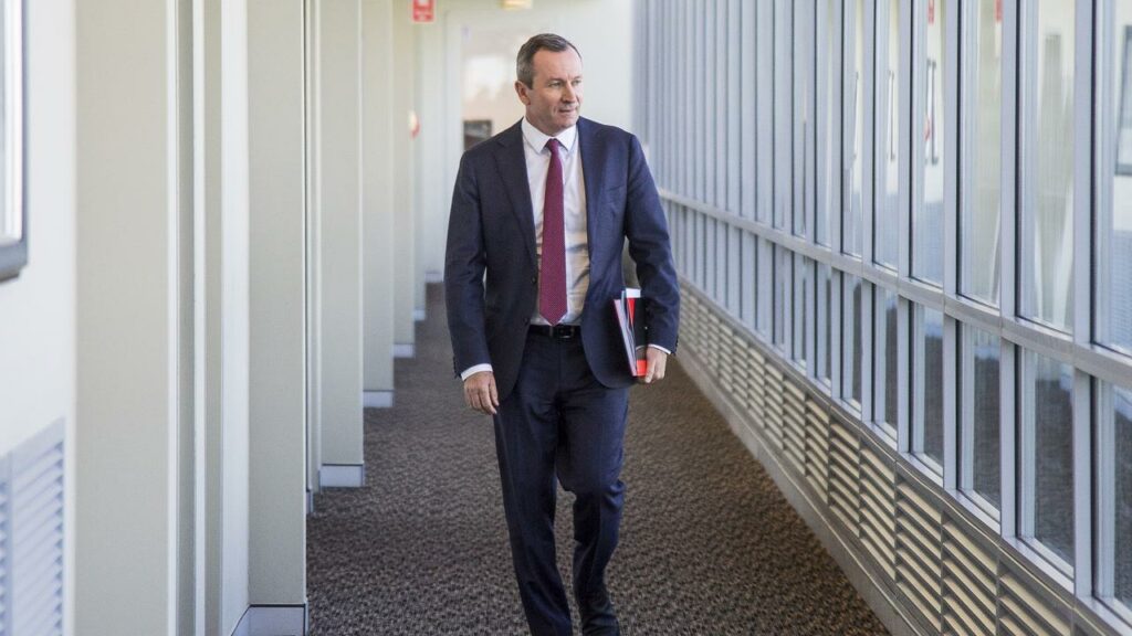 West Australian Premier Mark McGowan has announced he will quit politics in a shock announcement.