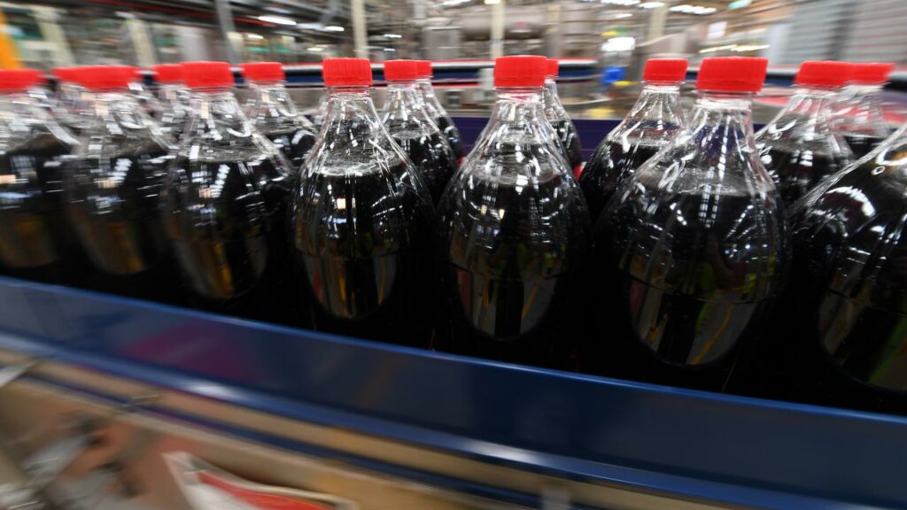 Manufacturers will have to comply with design standards to limit packaging waste.