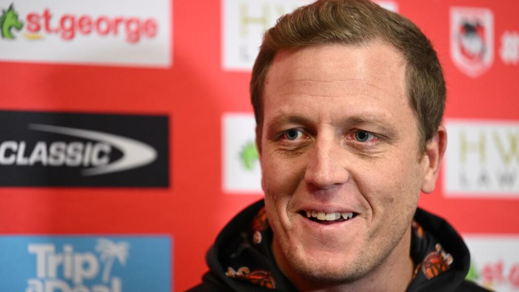 Dragons players want Ryan Carr to remain at the club and assist the new full-time coach in 2024.