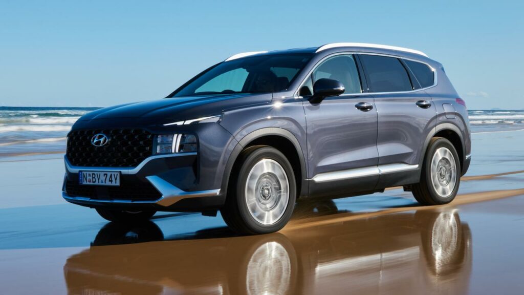 The seven-seat Hyundai Santa Fe Highlander Hybrid has been released in petrol-electric form.