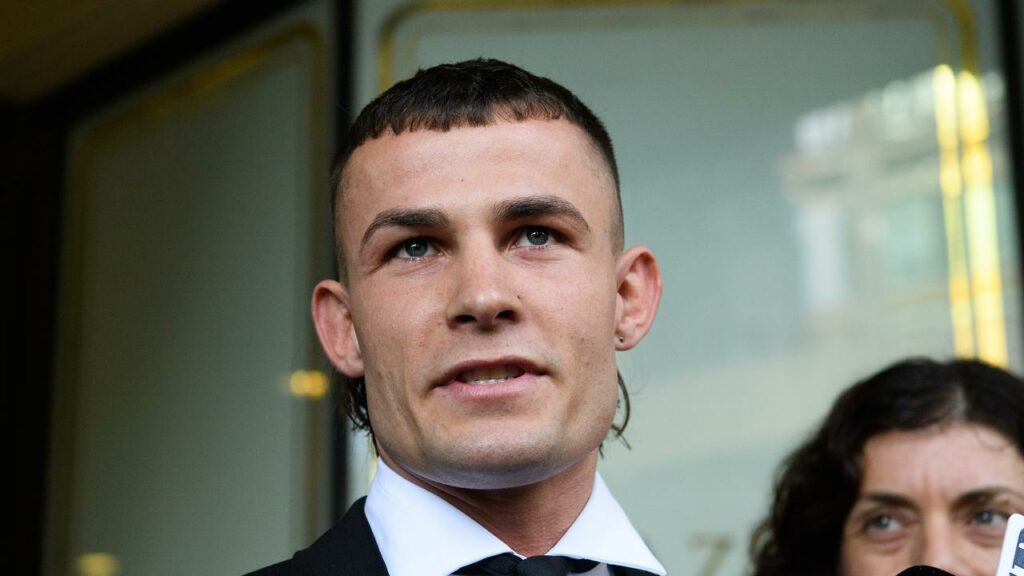 Boxer Harry Garside has been cleared of assaulting his ex-girlfriend.