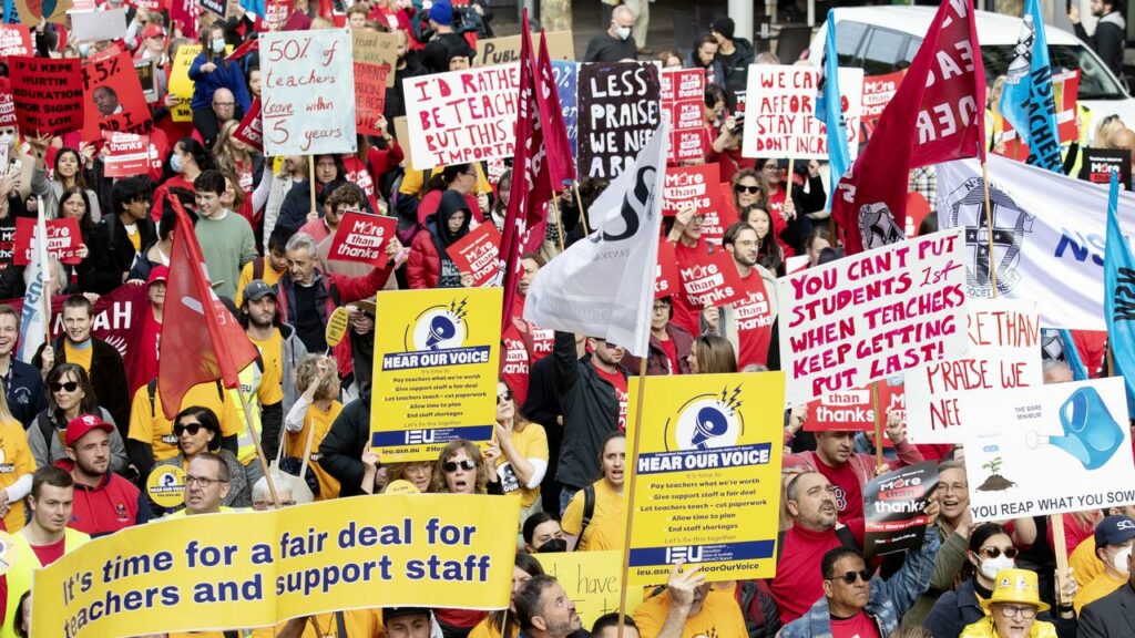 A prolonged industrial campaign by NSW teachers has been resolved with a new pay deal accepted.  
