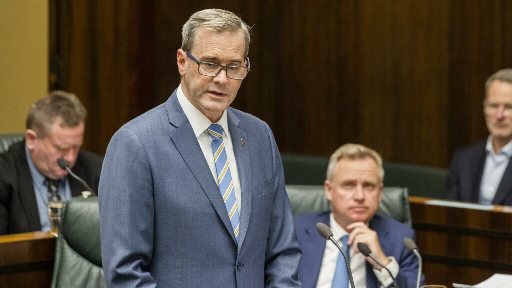 Deputy Premier Michael Ferguson says the federal government has abandoned rural Tasmania.