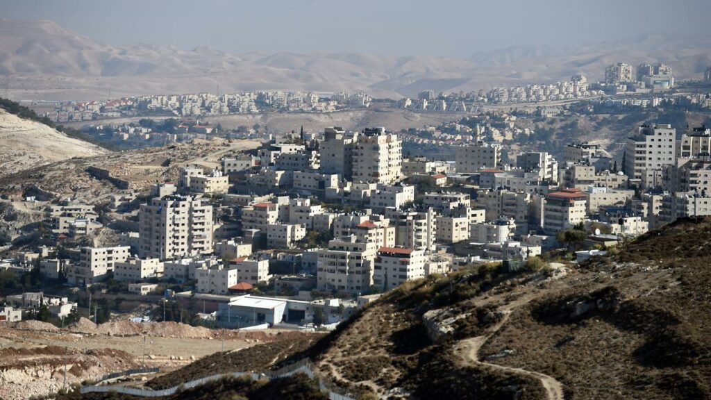The US has issued sanctions against four Israeli settlers accused of violence in the West Bank.
