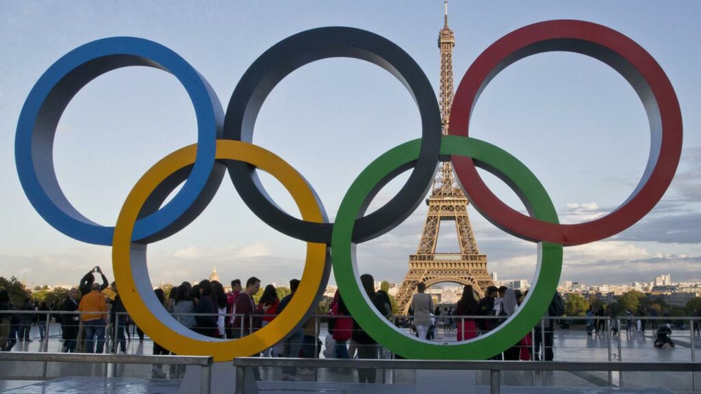 Boxing Australia’s head coach has withdrawn from the Paris Olympics.