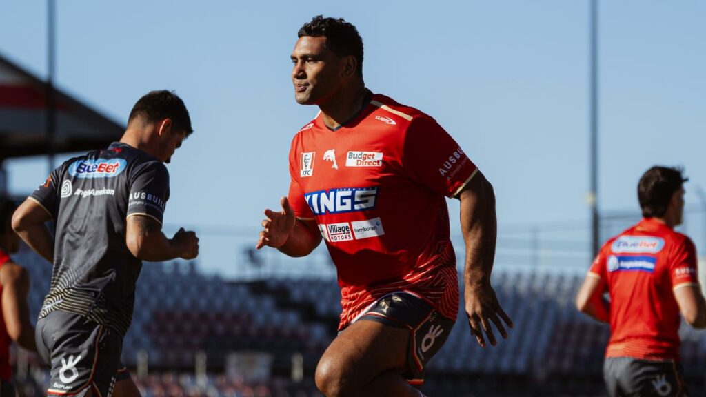 Tevita Pangai will make his return to the NRL after a stint with boxing against the Melbourne Storm.