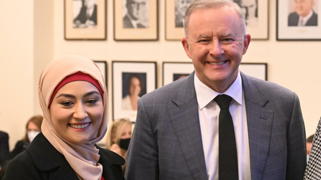Prime Minister Anthony Albanese wants Fatima Payman to hand back her Senate seat to Labor.