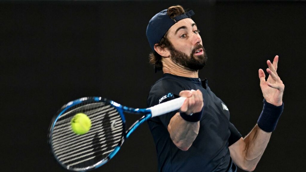 Australian veteran Jordan Thompson has continued his fine year with a three-set win in Cincinnati.