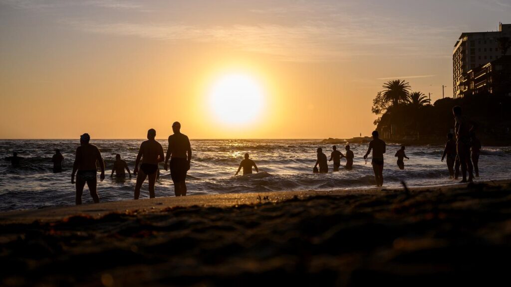 Australians can greet the new year with cautious financial optimism, economists believe. 
