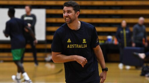 BASKETBALL BOOMERS TRAINING