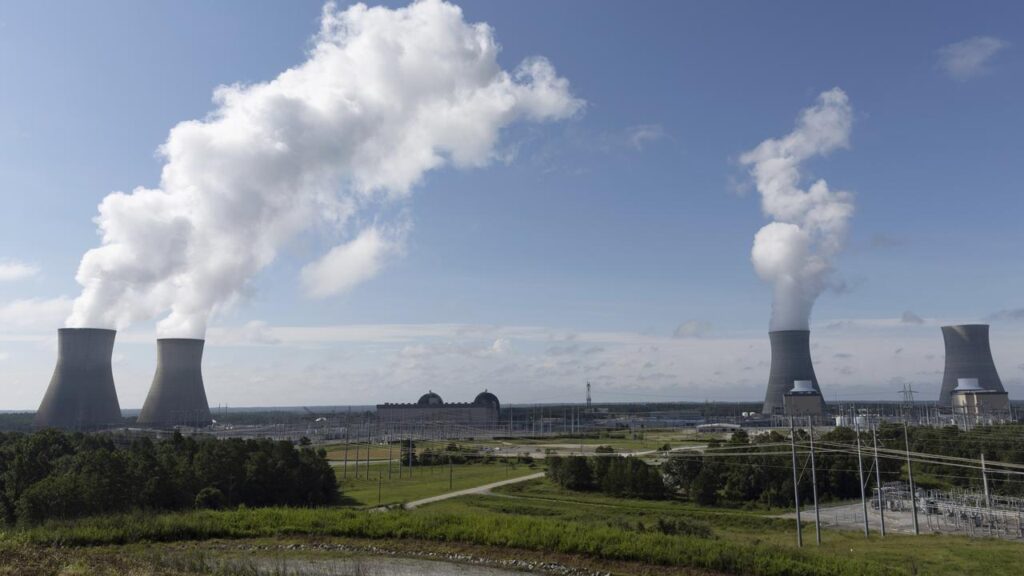 A report has found the number of nuclear reactors around the world is on the slide.