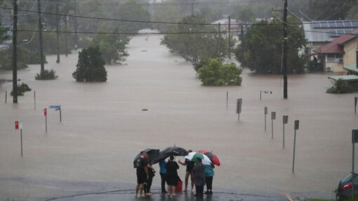 FLOODS NSW