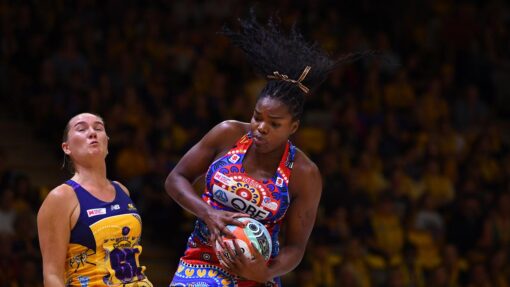 SUPER NETBALL LIGHTNING SWIFTS
