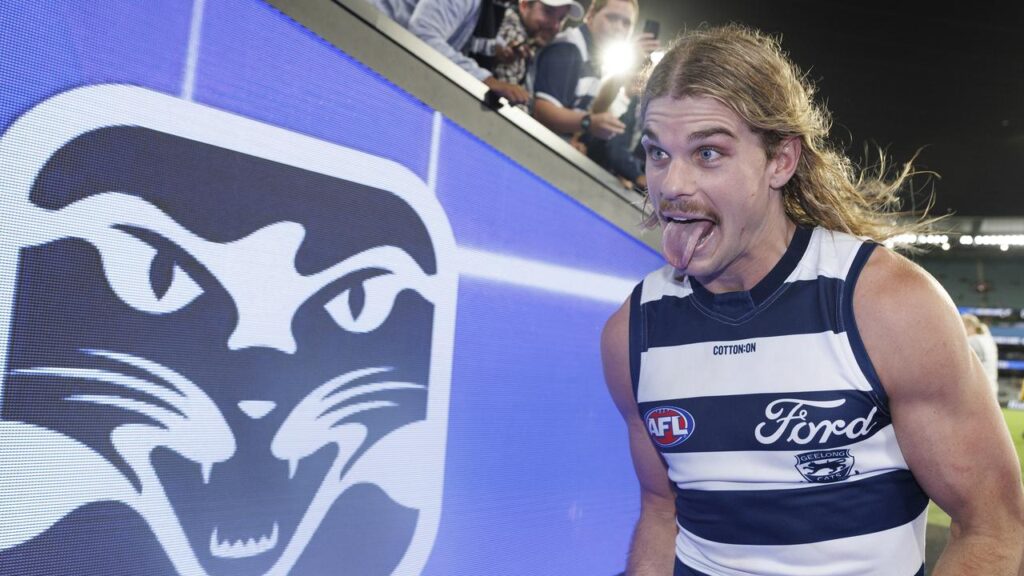 Bailey Smith’s cheeky dig at the Western Bulldogs has drawn return fire from his former coach.