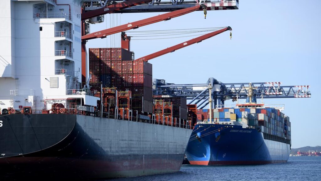 Major investment banks believe the US trade war may lead to a global recession.