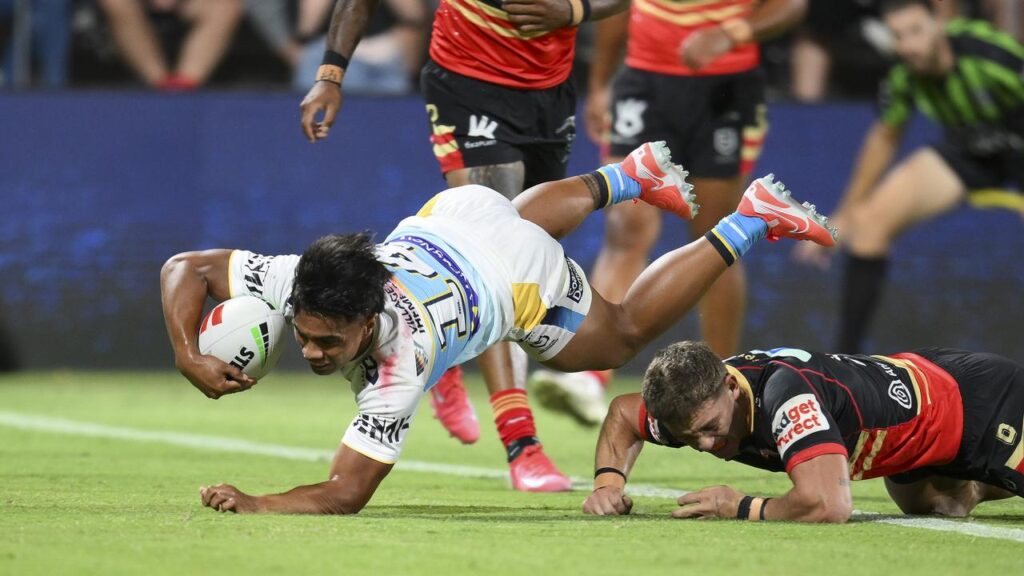 Gold Coast have extended the contract of star fullback Keano Kini.