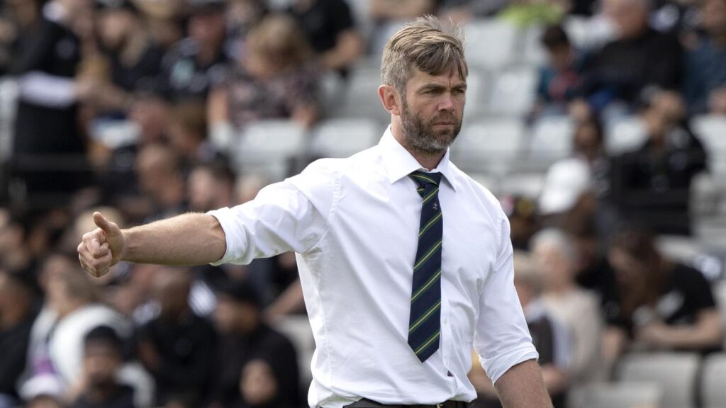 Australia’s assistant coach Geoff Parling is to return to England to work after the Lions tour.