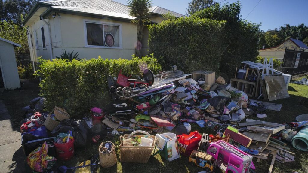 Police will “throw the book” at anyone found looting as NSW residents continue their flood recovery.