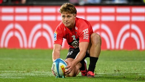 SUPER RUGBY CRUSADERS HURRICANES