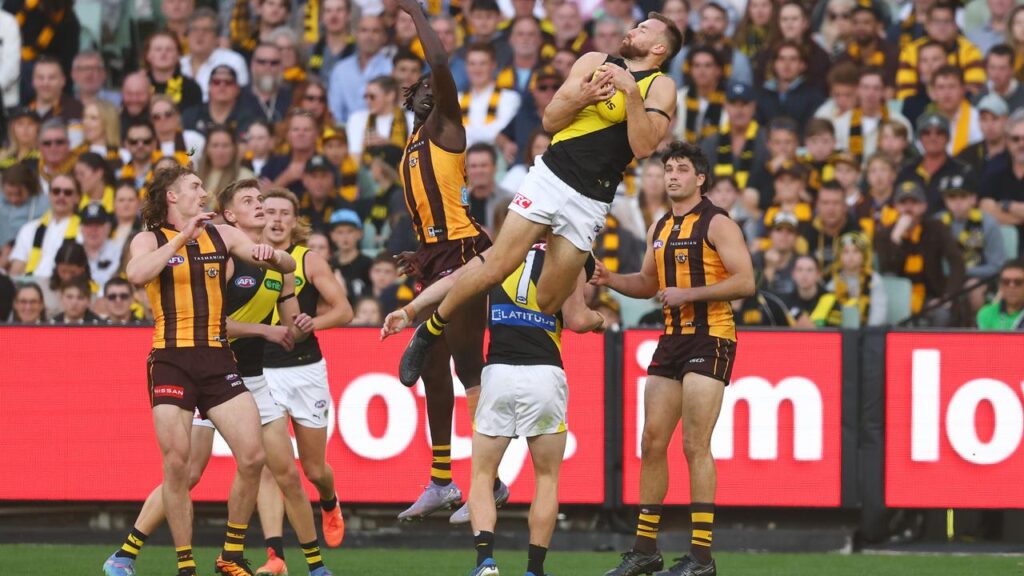 Noah Balta ignored jeers from Hawthorn fans – including taking this mark – in Richmond’s MCG loss.