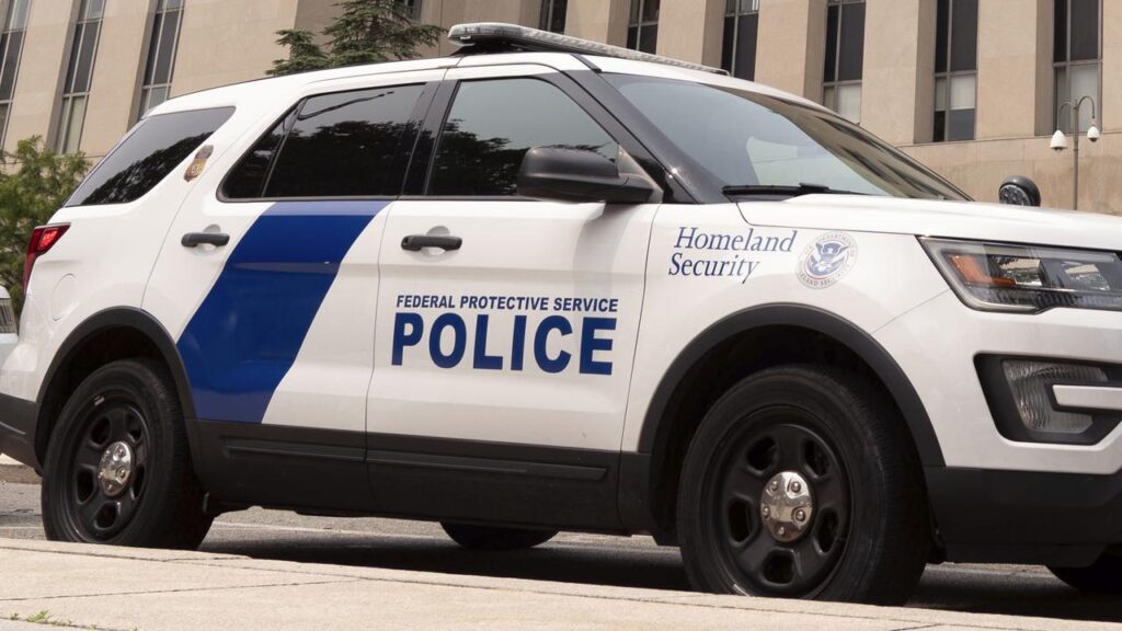 Two staffers from the Israeli embassy have been shot dead near a Jewish museum in Washington DC.