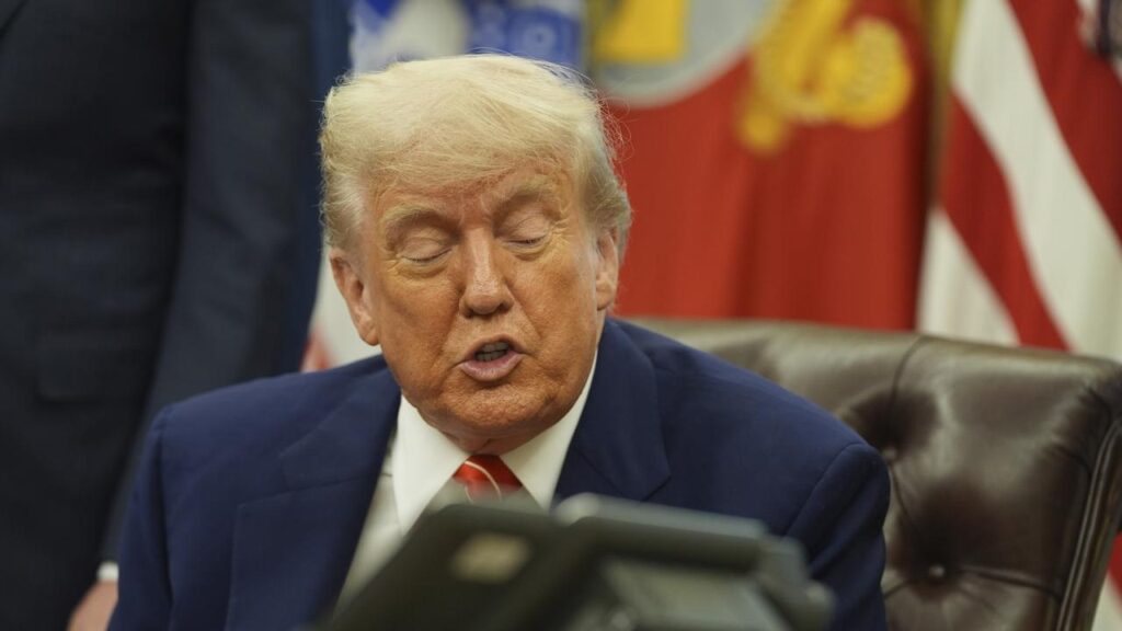 US President Donald Trump has spoken on the phone to UK Prime Minister Keir Starmer on a trade deal.