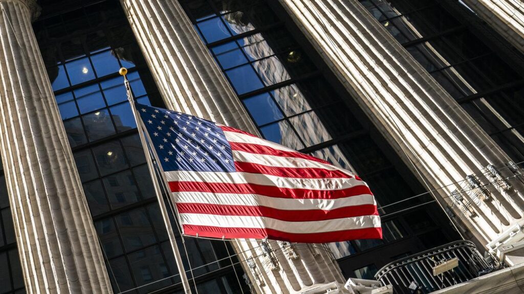 The US labour market continues to show resilience, according to the latest figures.