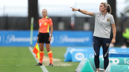 ALEAGUE WOMEN MARINERS JETS