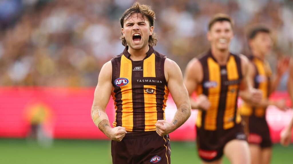 Nick Watson had a superb first-half but his Hawks eventually succumbed to Gold Coast.