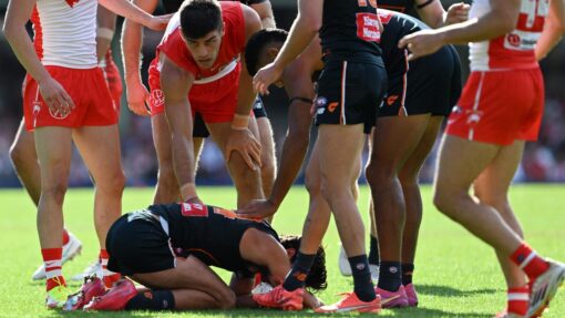 AFL SWANS GIANTS