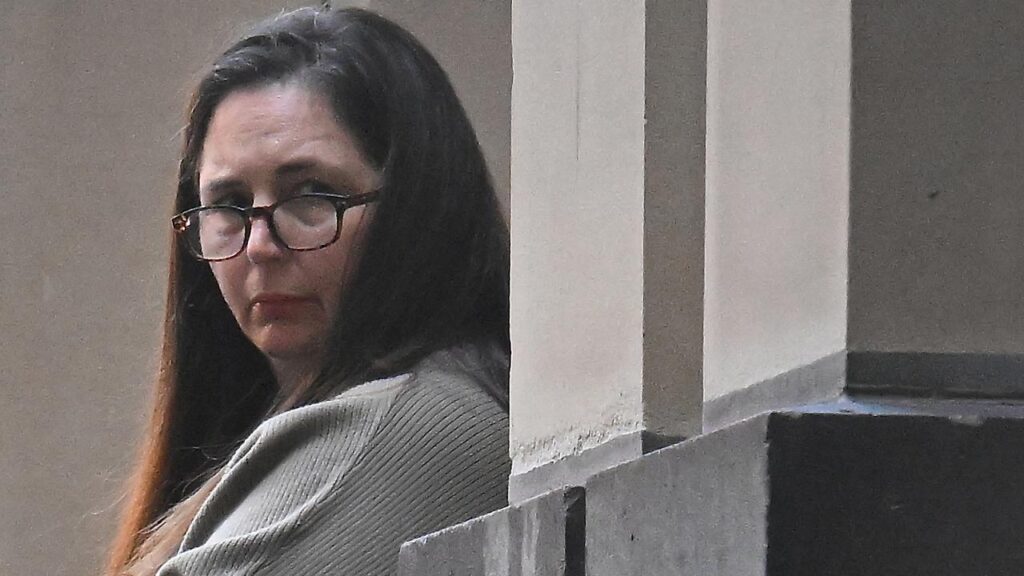 Erin Patterson’s murder trial heard from a police forensics officer on the contents of her phone.