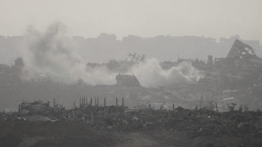 A further 130 Gazans have been killed in Israeli air strikes, on top of 464 killed over the week.