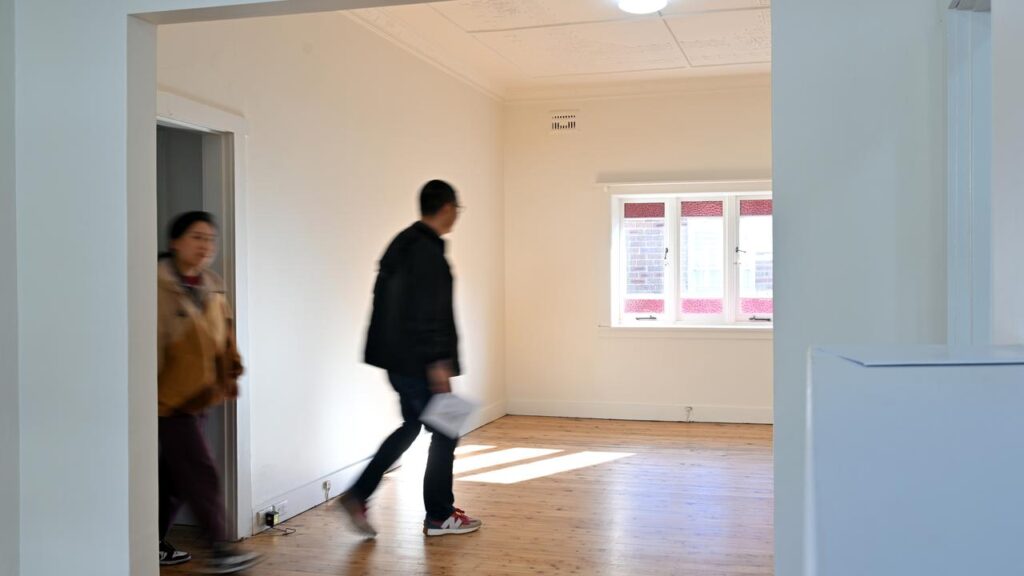 The national median dwelling price rose 0.3 per cent to $825,000 in April, after a rate cut.
