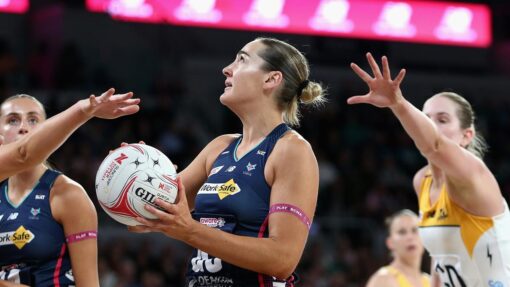 SUPER NETBALL VIXENS LIGHTNING
