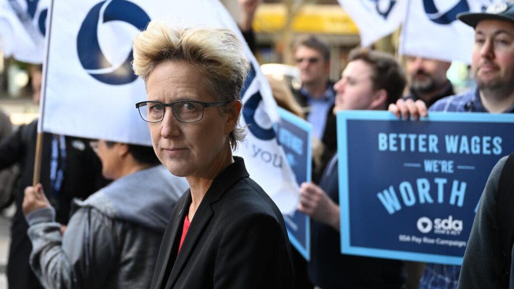 ACTU Secretary Sally McManus is calling for a 4.5 per cent pay rise for nearly 3 million workers.