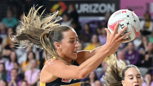 SUPER NETBALL FIREBIRDS LIGHTNING
