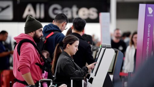 SYDNEY AIRPORT DELAYS