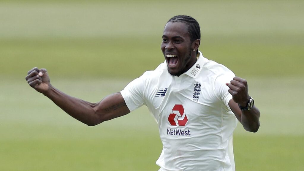 England’s Jofra Archer has taken his first red-ball wicket in four years – using a Kookaburra