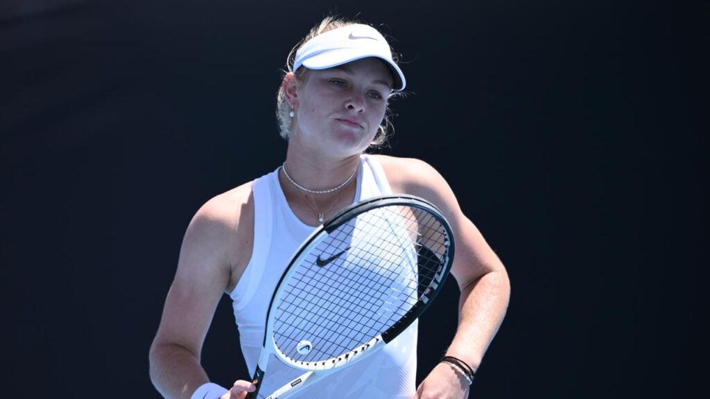 Teen star Emerson Jones has missed out in her quest to make the main draw at Wimbledon.